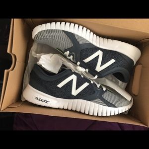 Men’s new balance shoes